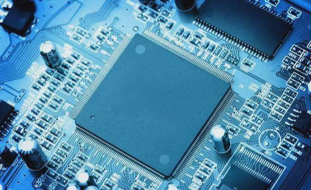 PCB+芯片唯一龙头获华为认证国家大基金重仓抢筹即将成妖(图3)