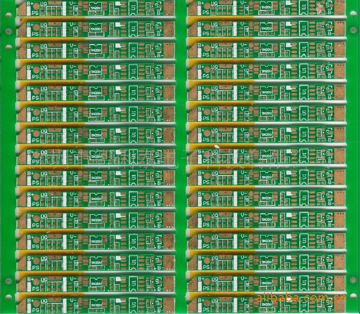 PCB概念显著下挫胜宏科技逼近跌停(图1)