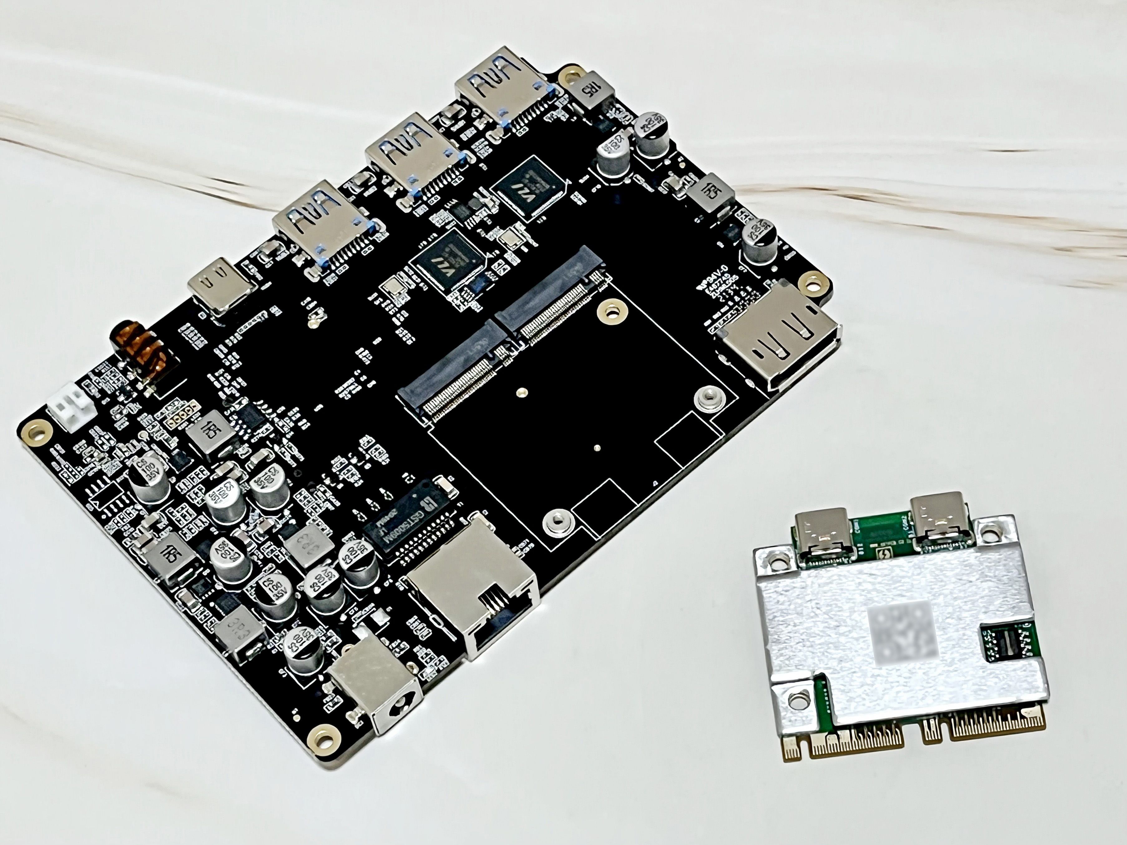 PCB电路板的定义及制作流程详解(图1)