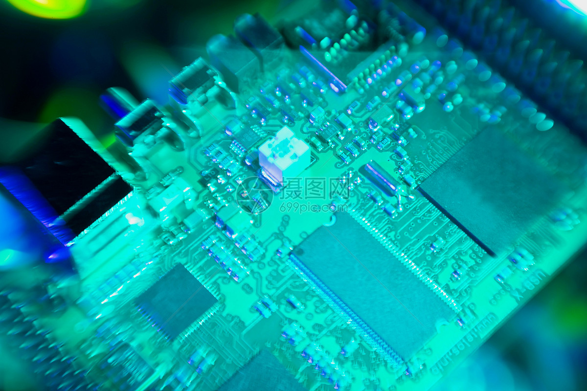 “PCB第一股”崩了 人均亏37万 股价高位回调引发市场震动(图1)