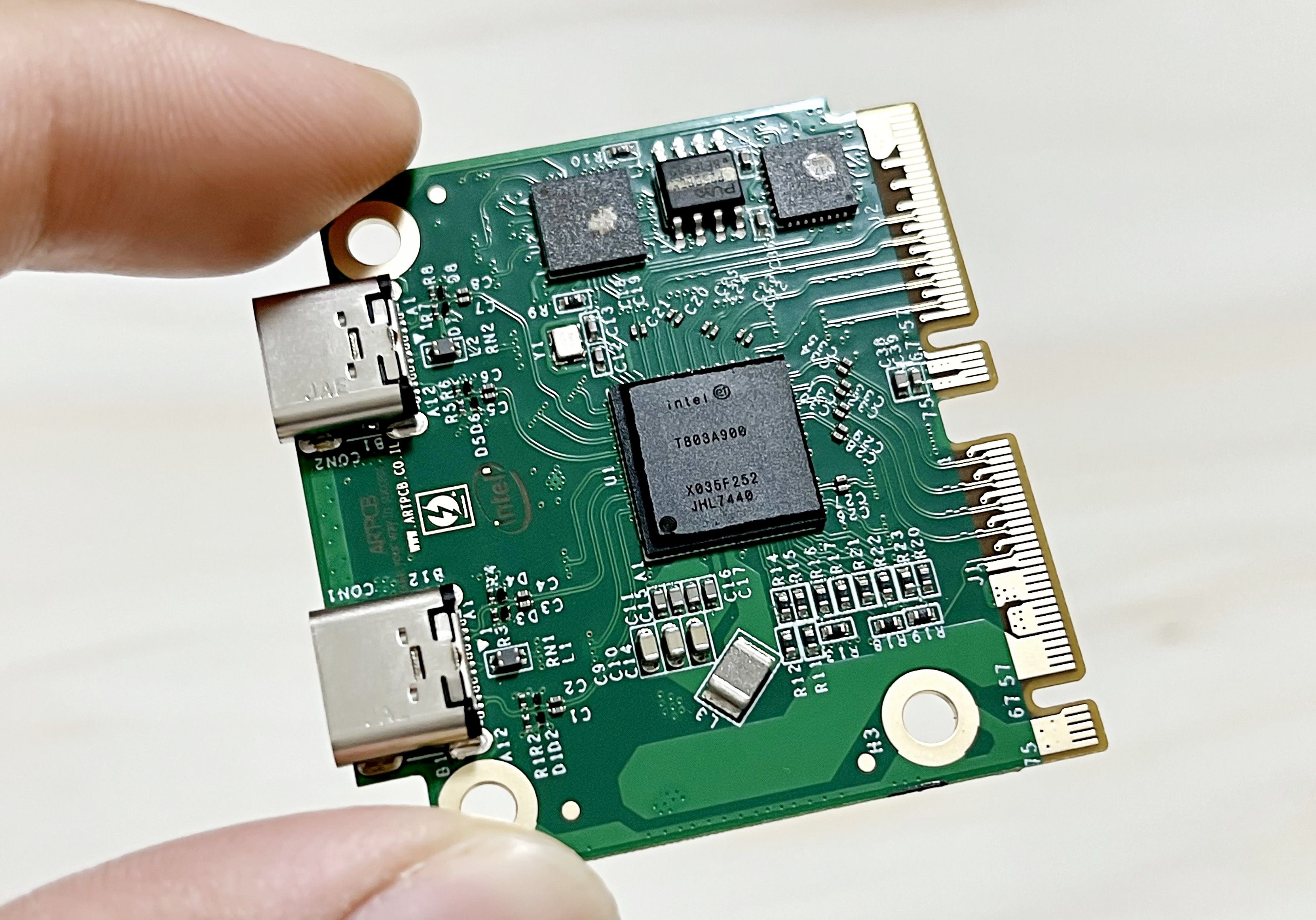 共2家！PCB概念上市龙头股票名单收好（2025725）(图1)